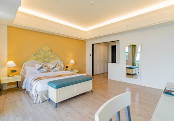 3 Bedroom Serviced Apartment For Rent - Chakto Muk, Phnom Penh thumbnail