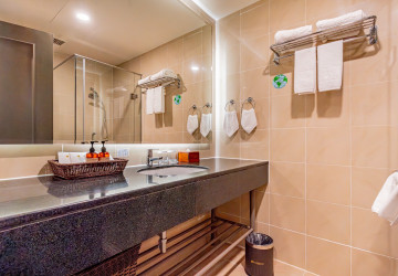 3 Bedroom Serviced Apartment For Rent - Chakto Muk, Phnom Penh thumbnail