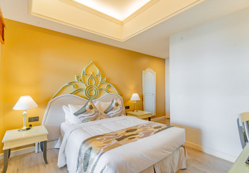 3 Bedroom Serviced Apartment For Rent - Chakto Muk, Phnom Penh thumbnail