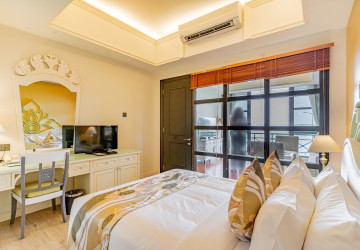 3 Bedroom Serviced Apartment For Rent - Chakto Muk, Phnom Penh thumbnail