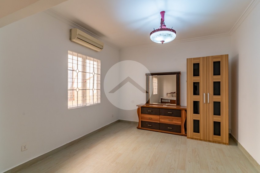 5 Bedroom Villa For Rent, Borey Sopheak Mangkol - Chroy Changvar, Phnom Penh