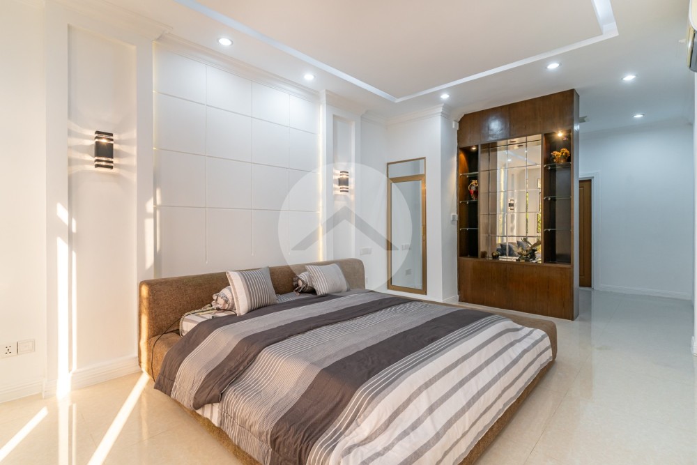 5 Bedroom Villa For Rent, Borey Sopheak Mangkol - Chroy Changvar, Phnom Penh - Image 23