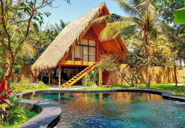 4 Unit Wooden Villa Compound For Rent - Sala Kamreuk, Siem Reap thumbnail