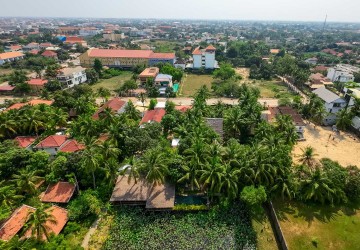 4 Unit Wooden Villa Compound For Rent - Sala Kamreuk, Siem Reap thumbnail