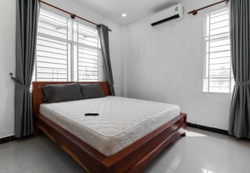 2 Bedroom Villa For Rent - Kandaek, Siem Reap thumbnail