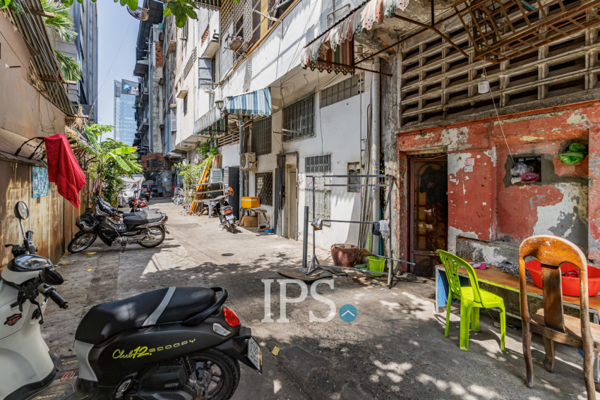 Renovated Duplex 3 Bedroom For Rent - Phsar Kandal 1, Phnom Penh
