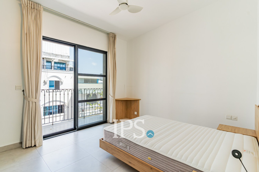 Renovated Duplex 3 Bedroom For Rent - Phsar Kandal 1, Phnom Penh
