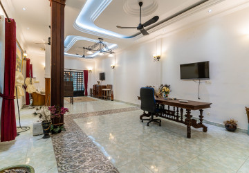 5 Bedroom Townhouse For Sale - Toul Svay Prey 1, Phnom Penh thumbnail