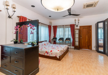 5 Bedroom Townhouse For Sale - Toul Svay Prey 1, Phnom Penh thumbnail