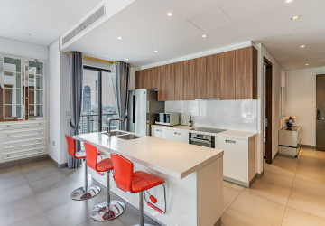 2 Bedroom Condo For Rent - Embassy Central, BKK1, Phnom Penh thumbnail