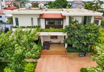 7 Bedroom Villa Compound For Rent - Slor Kram, Siem Reap thumbnail