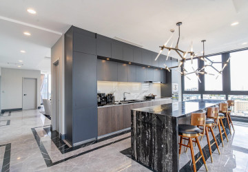 4 Bedroom Duplex Penthouse For Rent - BKK1, Phnom Penh thumbnail