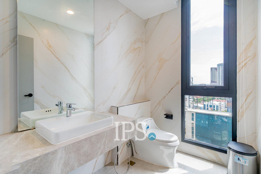 4 Bedroom Duplex Penthouse For Rent - BKK1, Phnom Penh