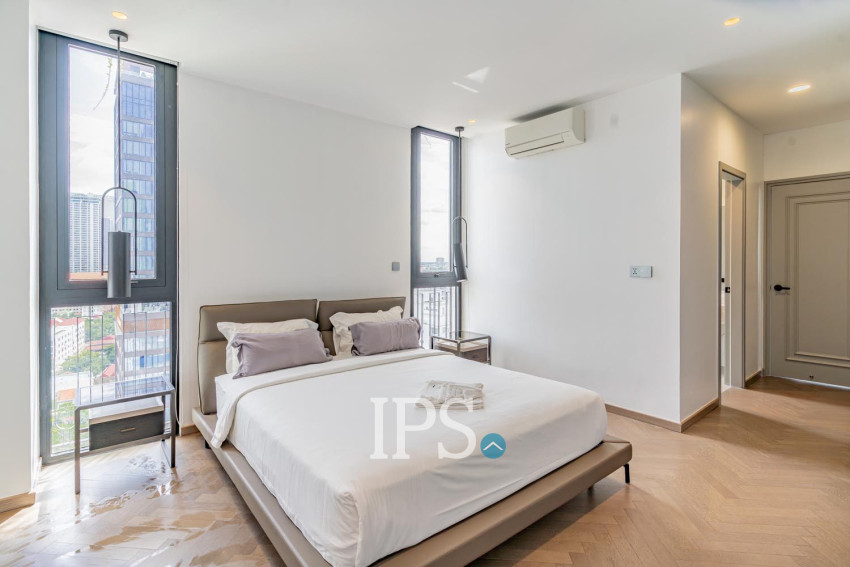 4 Bedroom Duplex Penthouse For Rent - BKK1, Phnom Penh