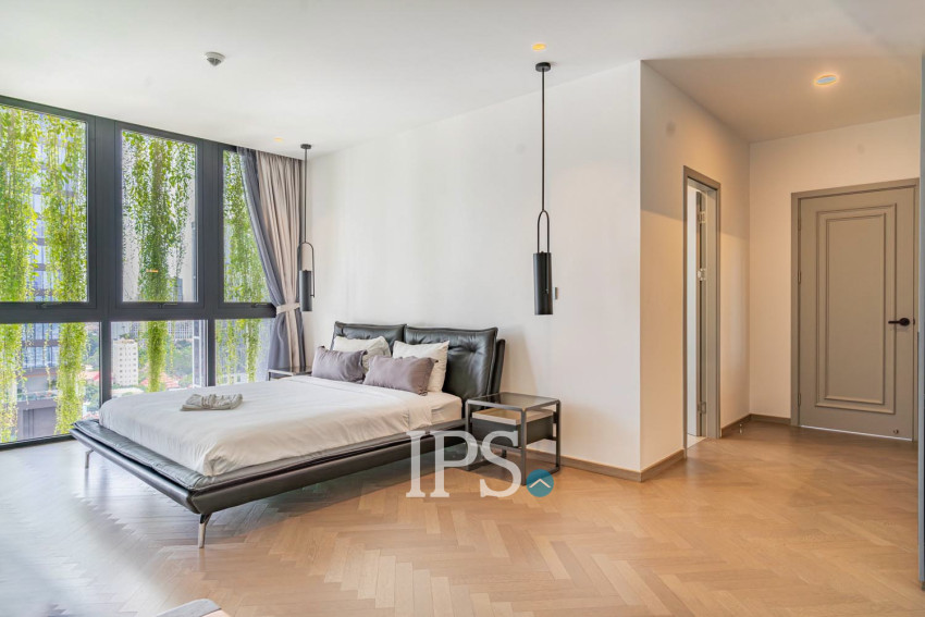 4 Bedroom Duplex Penthouse For Rent - BKK1, Phnom Penh