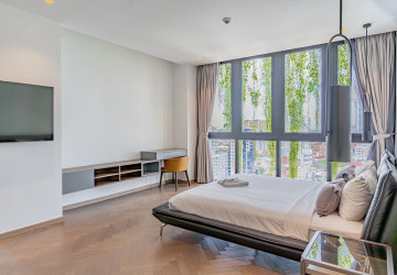 4 Bedroom Duplex Penthouse For Rent - BKK1, Phnom Penh thumbnail