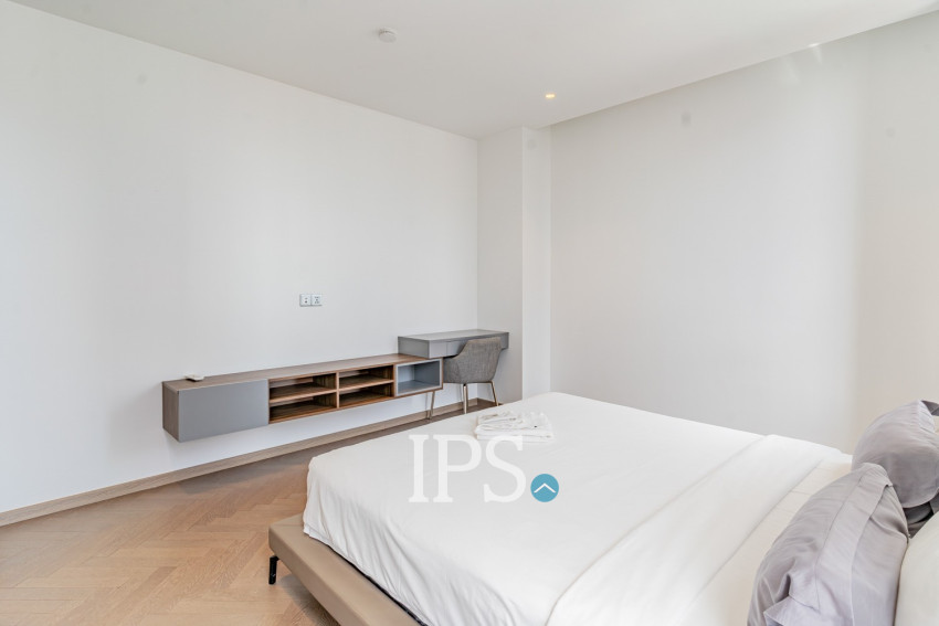 4 Bedroom Duplex Penthouse For Rent - BKK1, Phnom Penh