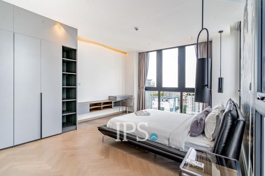 4 Bedroom Duplex Penthouse For Rent - BKK1, Phnom Penh
