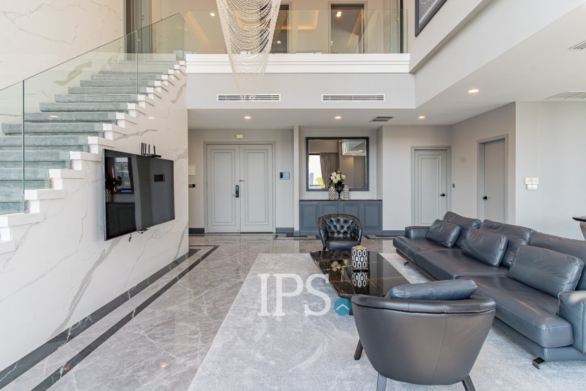 Duplex 4 Bedroom Serviced Penthouse For Rent - BKK1, Phnom Penh