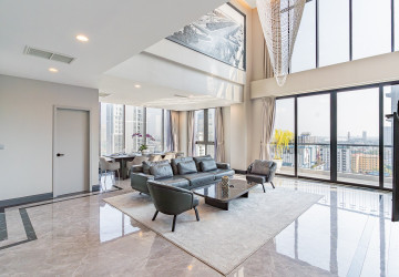 Duplex 4 Bedroom Serviced Penthouse For Rent - BKK1, Phnom Penh thumbnail