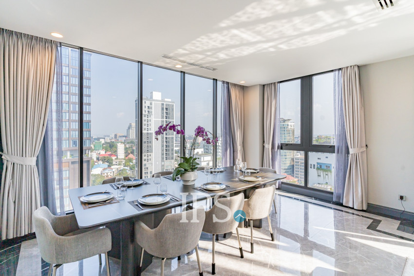 Duplex 4 Bedroom Serviced Penthouse For Rent - BKK1, Phnom Penh