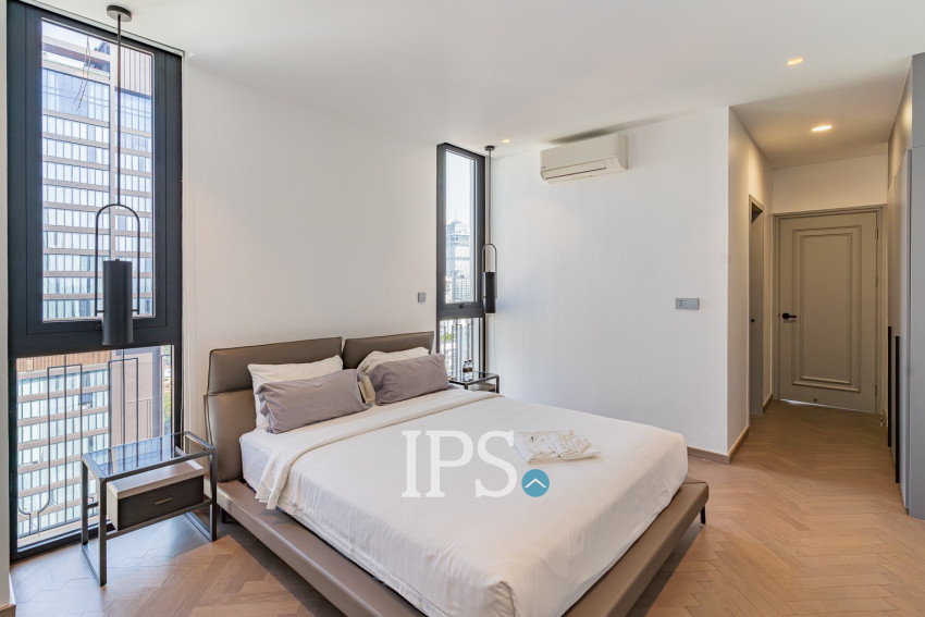 Duplex 4 Bedroom Serviced Penthouse For Rent - BKK1, Phnom Penh