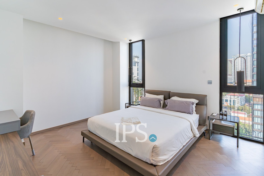 Duplex 4 Bedroom Serviced Penthouse For Rent - BKK1, Phnom Penh