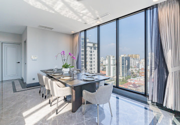 Duplex 4 Bedroom Serviced Penthouse For Rent - BKK1, Phnom Penh thumbnail