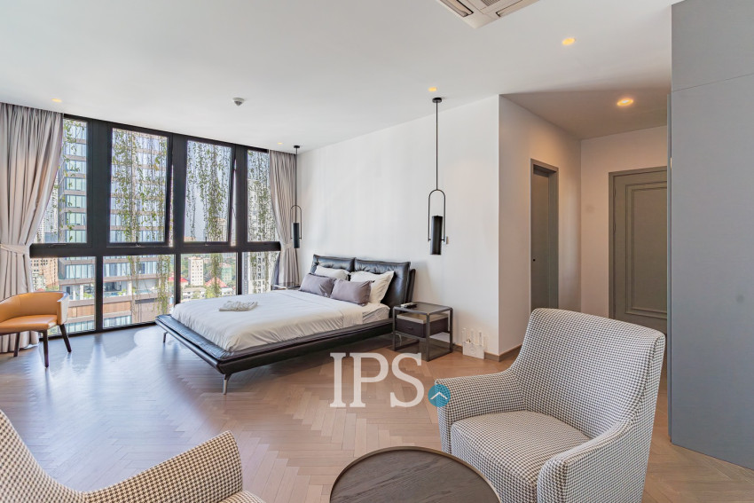 Duplex 4 Bedroom Serviced Penthouse For Rent - BKK1, Phnom Penh