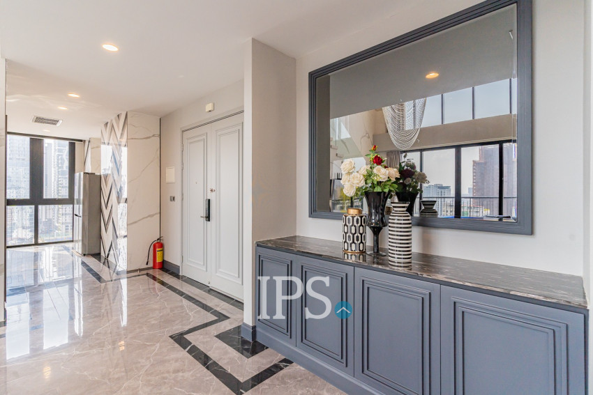 Duplex 4 Bedroom Serviced Penthouse For Rent - BKK1, Phnom Penh