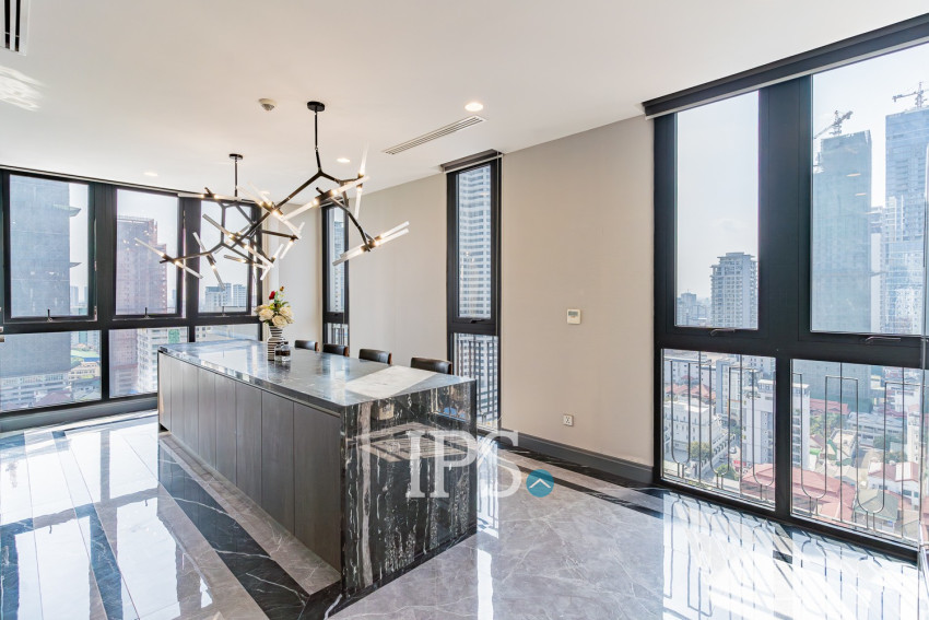 Duplex 4 Bedroom Serviced Penthouse For Rent - BKK1, Phnom Penh