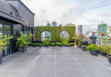 3 Bedroom Serviced Apartment For Rent - BKK1, Phnom Penh thumbnail