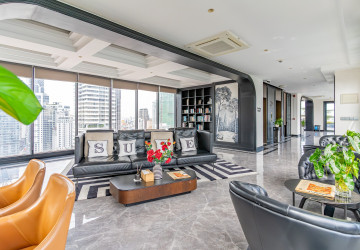 3 Bedroom Serviced Apartment For Rent - BKK1, Phnom Penh thumbnail