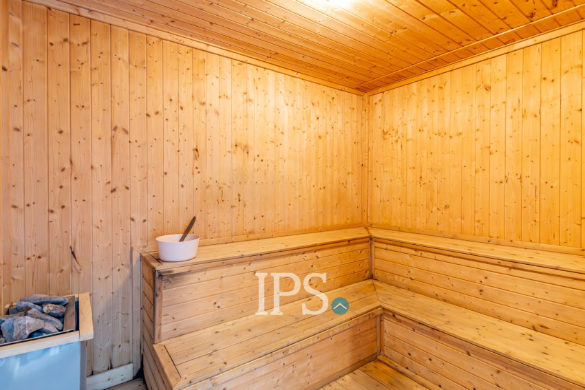 3 Bedroom Serviced Apartment For Rent - BKK1, Phnom Penh