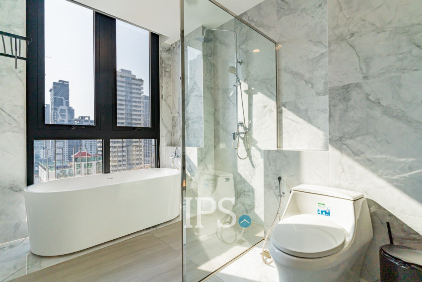 3 Bedroom Serviced Apartment For Rent - BKK1, Phnom Penh