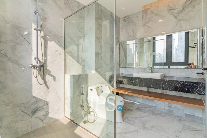 3 Bedroom Serviced Apartment For Rent - BKK1, Phnom Penh