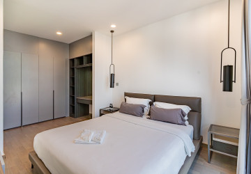 3 Bedroom Serviced Apartment For Rent - BKK1, Phnom Penh thumbnail