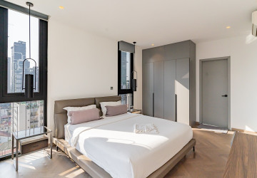 3 Bedroom Serviced Apartment For Rent - BKK1, Phnom Penh thumbnail