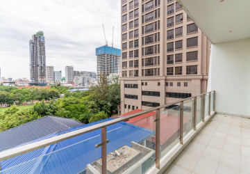 3 Bedroom Condo For Rent - Embassy Central, BKK1, Phnom Penh thumbnail