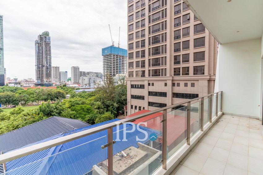 3 Bedroom Condo For Rent - Embassy Central, BKK1, Phnom Penh