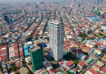 13th Floor 1 Bedroom Condo For Sale - Golden 1, BKK3, Phnom Penh thumbnail