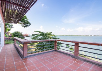 4 Bedroom Apartment For Rent - Chroy Changvar, Phnom Penh thumbnail