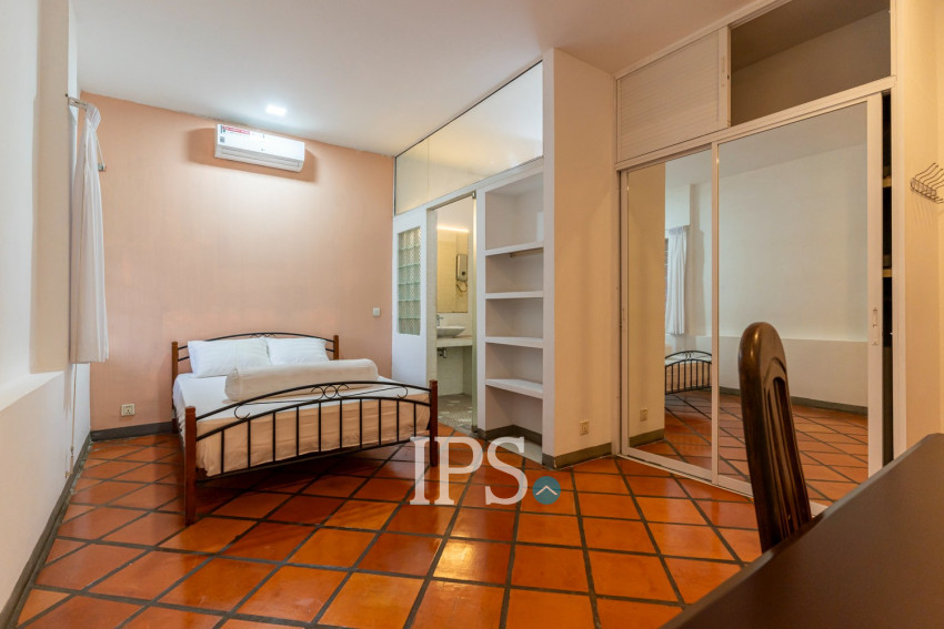 4 Bedroom Apartment For Rent - Chroy Changvar, Phnom Penh