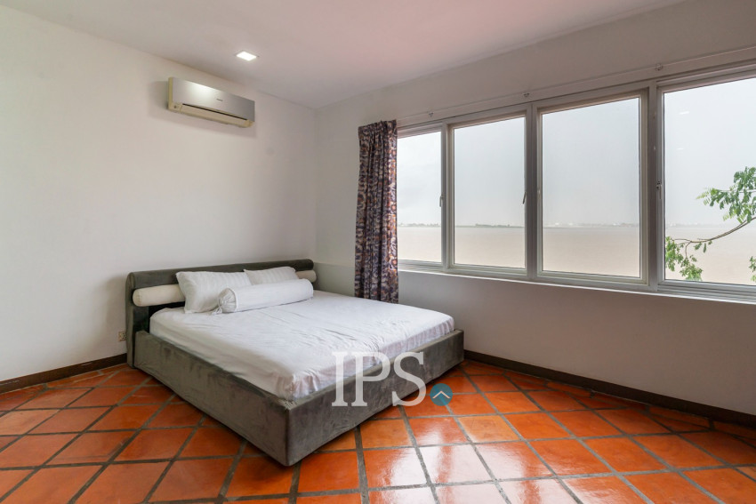 4 Bedroom Apartment For Rent - Chroy Changvar, Phnom Penh