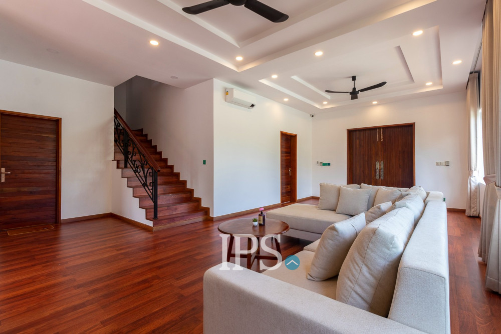 4 Bedroom Villa For Rent- Svay Dangkum, Siem Reap - Image 5