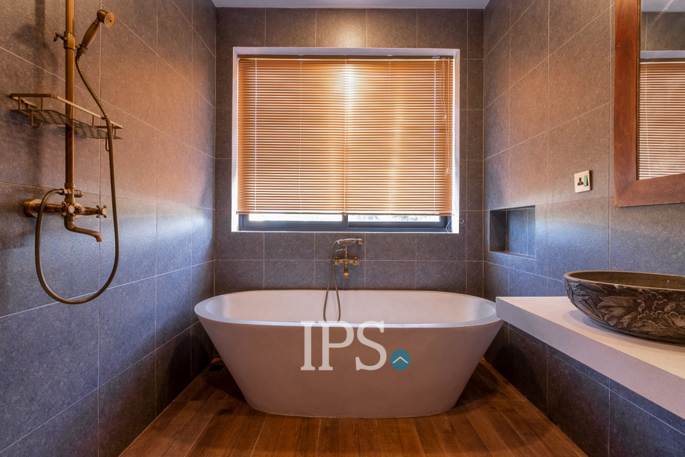 4 Bedroom Villa For Rent- Svay Dangkum, Siem Reap - Image 33