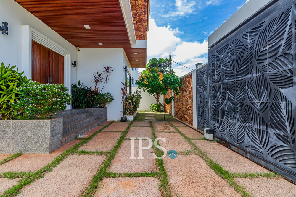 4 Bedroom Villa For Rent- Svay Dangkum, Siem Reap - Image 41