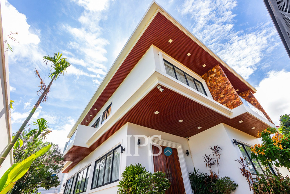 4 Bedroom Villa For Rent- Svay Dangkum, Siem Reap - Image 2