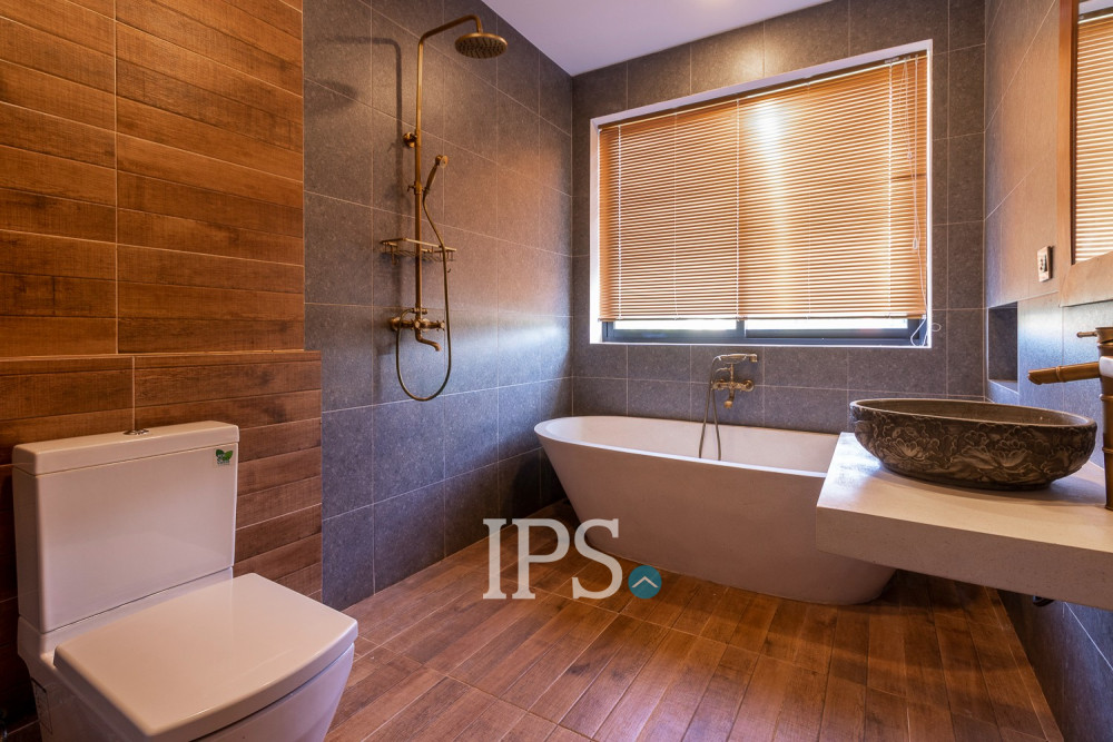 4 Bedroom Villa For Rent- Svay Dangkum, Siem Reap - Image 32