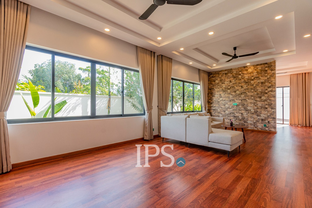 4 Bedroom Villa For Rent- Svay Dangkum, Siem Reap - Image 9